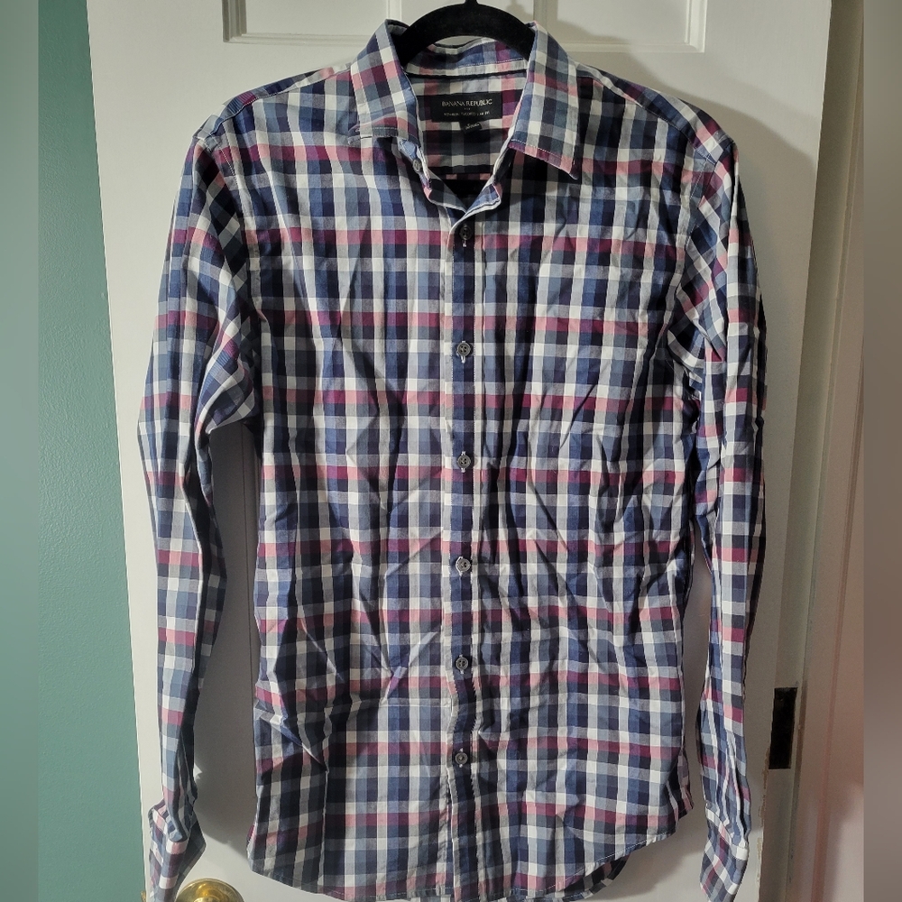 Banana Republic Plaid Button-Down Shirt in Navy, Red And White